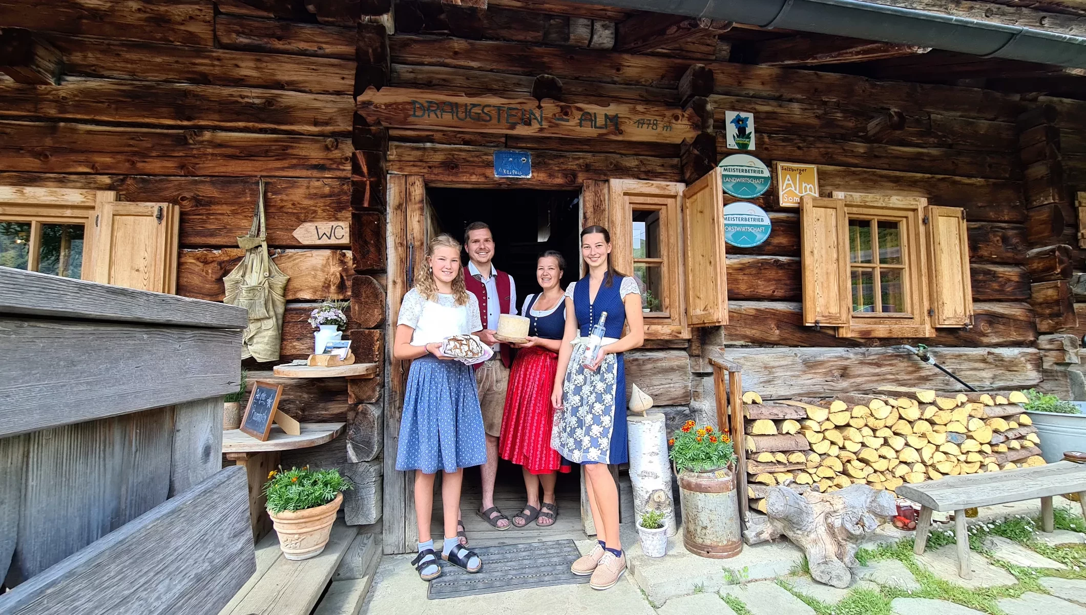 Das Team der Draugsteinhütte im Sommer 2020