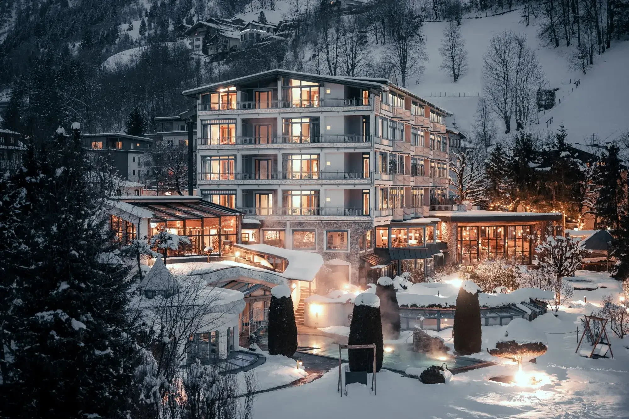 sendlhofers_Winter_Garten_mit_Pool©sendlhofers©sendlhofers.jpg